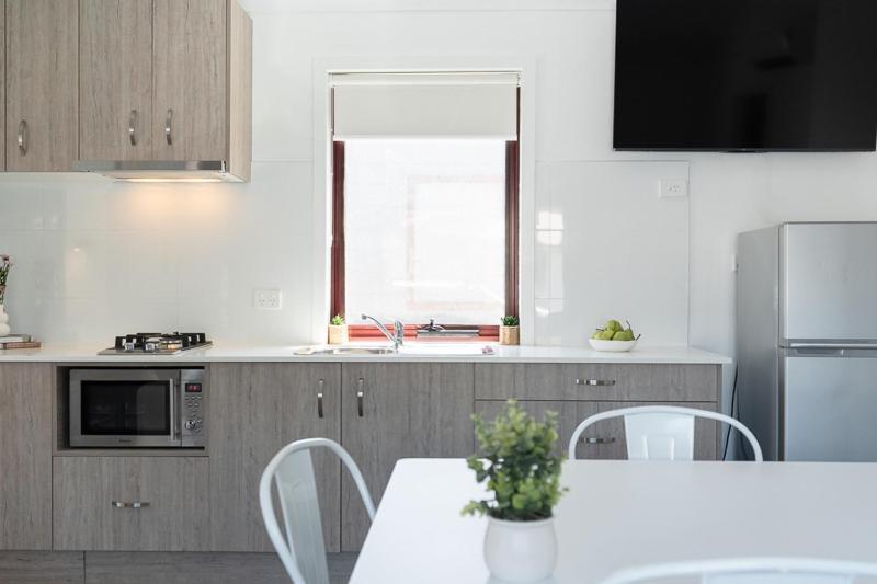 Villa - Sleeps 4
